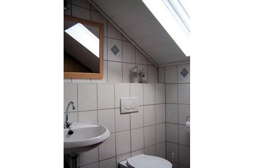 Germania Privát Faulbach, Esterno